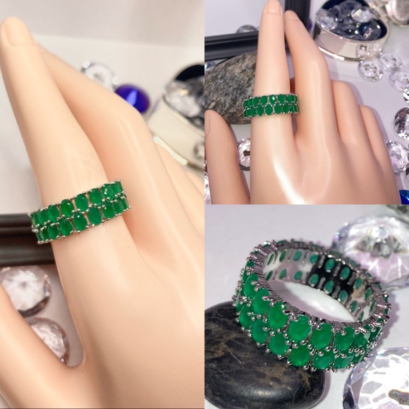 Exceptional Double Row Emerald Gemstone Paved Eternity Band - Picture 3 of 7